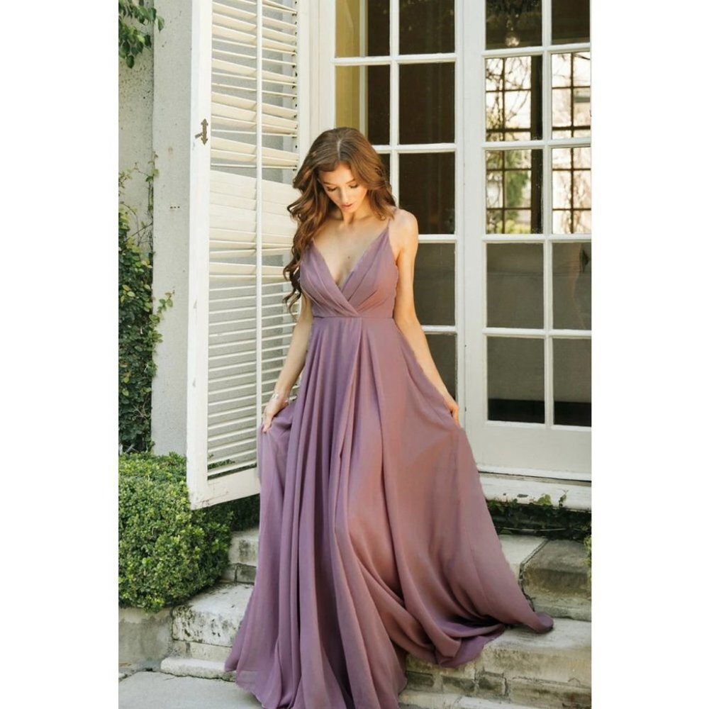 NWT Maniju Cassidy Flowy V Neck Spaghetti‎ Strap Maxi Dress
